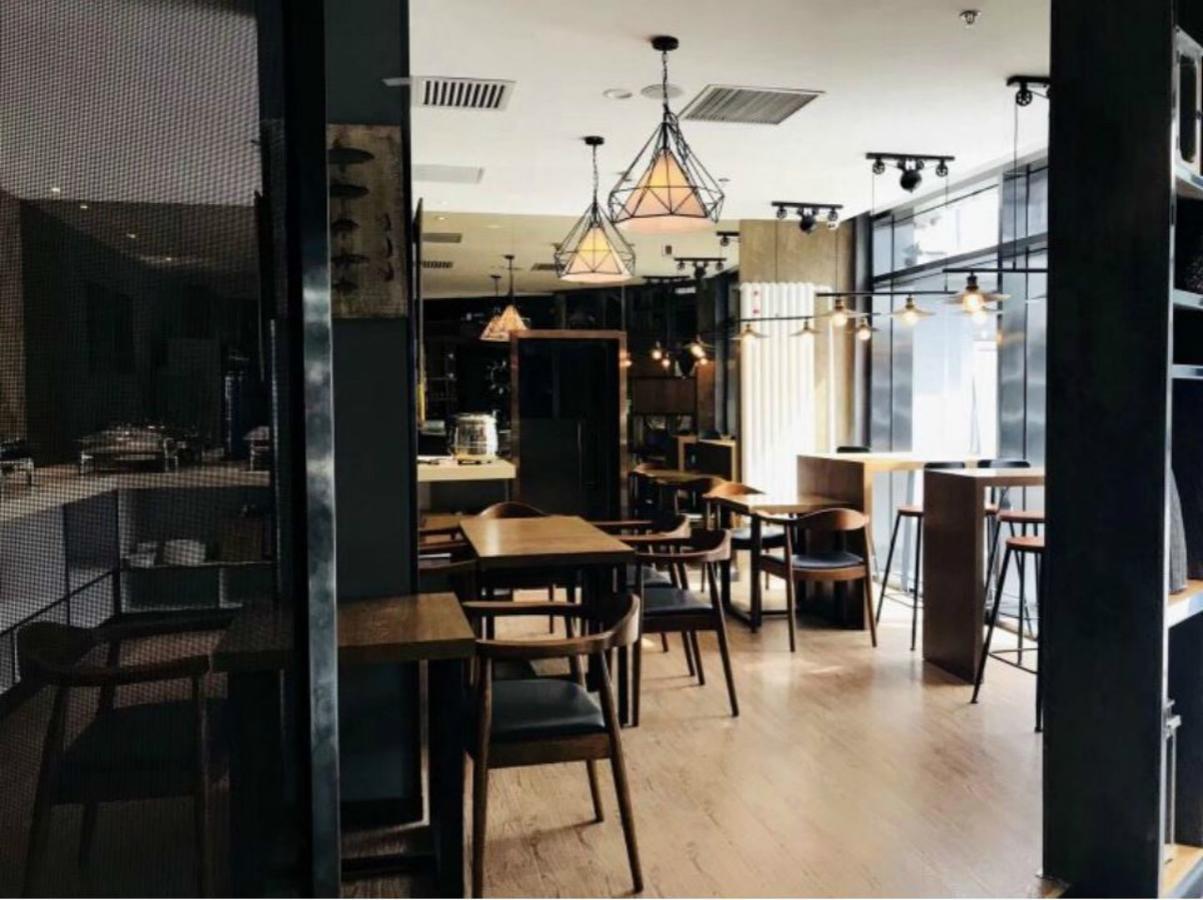 James Joyce Coffetel Beijing Gulou Street, Nanluoguxiang Extérieur photo