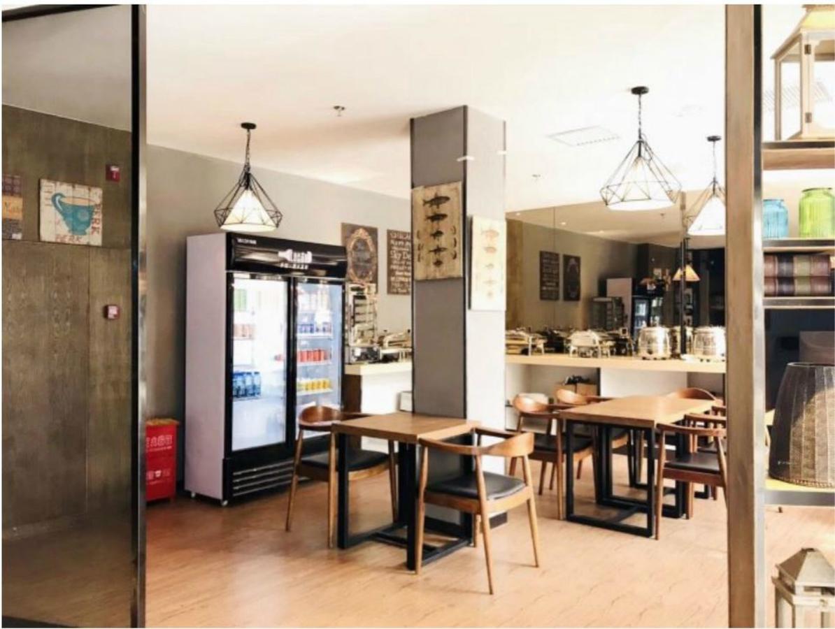 James Joyce Coffetel Beijing Gulou Street, Nanluoguxiang Extérieur photo
